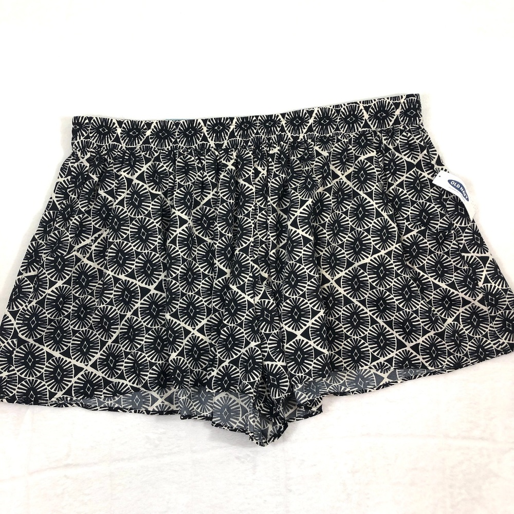 NWT Old Navy Skort/ Flowy Shorts